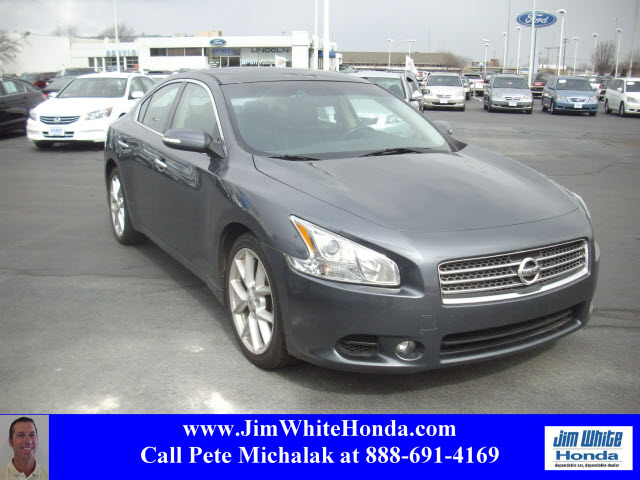 Nissan Maxima 2009 photo 1