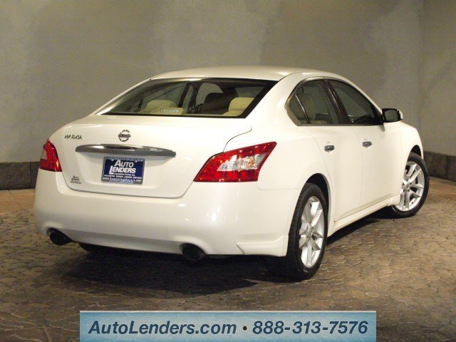 Nissan Maxima 2009 photo 1