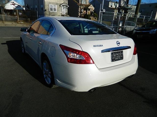 Nissan Maxima 2009 photo 1