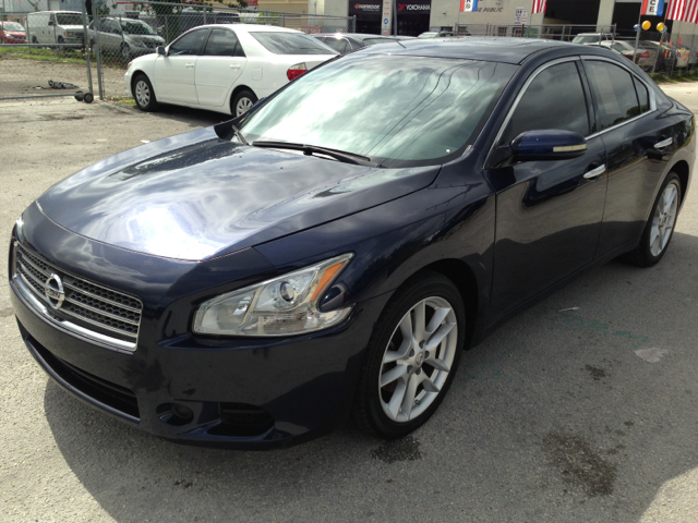 Nissan Maxima 4.6L Eddie Bauer Sedan