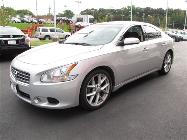 Nissan Maxima 2009 photo 1