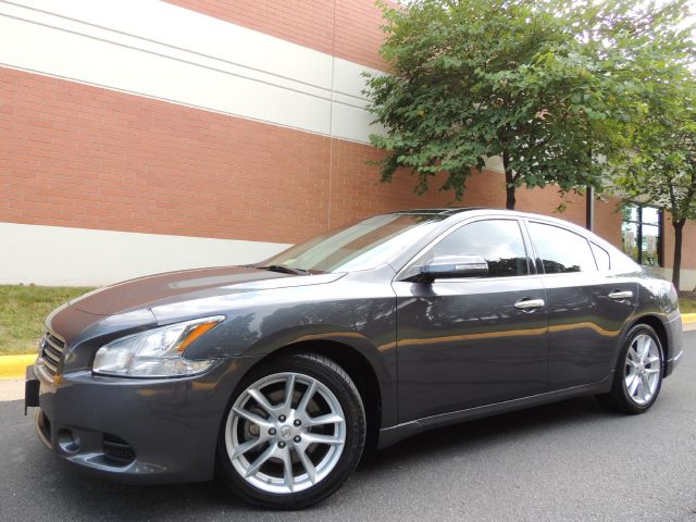 Nissan Maxima 2010 photo 2