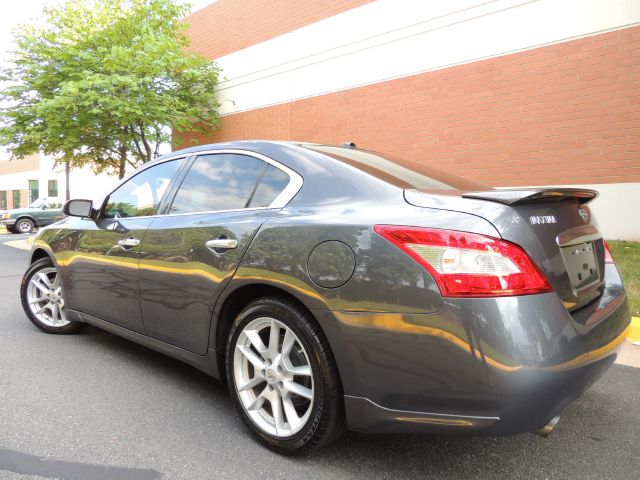 Nissan Maxima 2010 photo 4