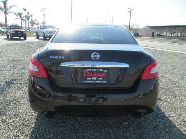 Nissan Maxima 2010 photo 4