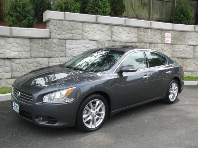 Nissan Maxima 2010 photo 4