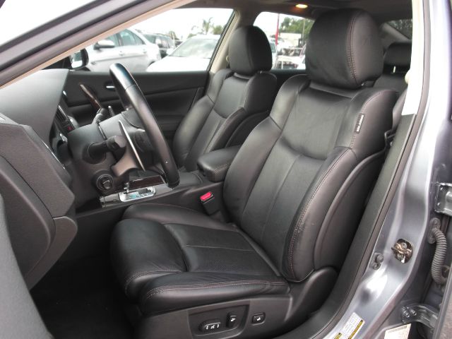 Nissan Maxima 2010 photo 2