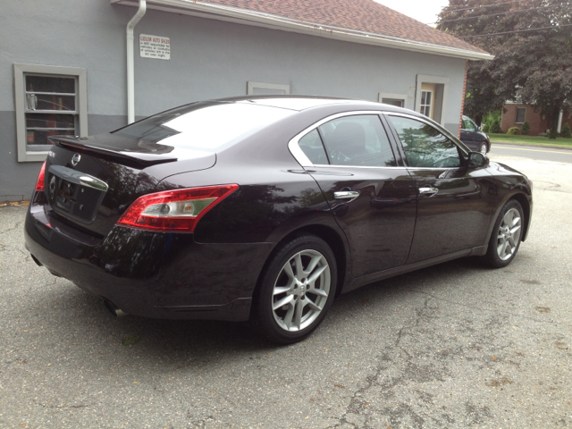 Nissan Maxima 2010 photo 8