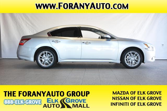 Nissan Maxima 2010 photo 3