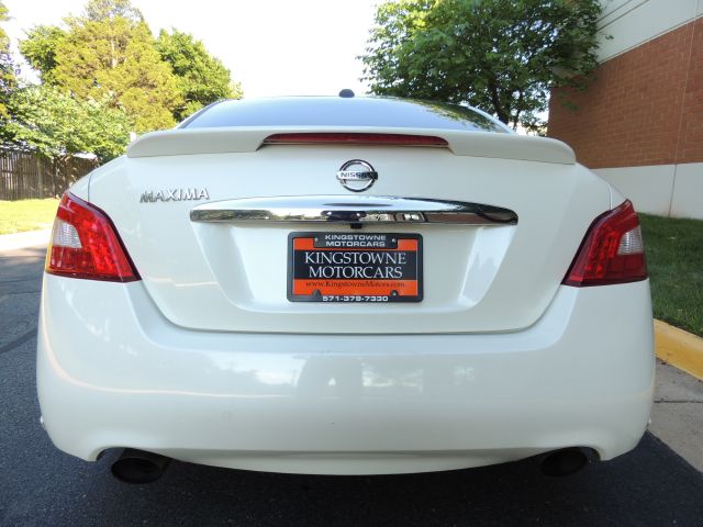 Nissan Maxima 2010 photo 4