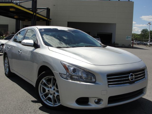 Nissan Maxima 2010 photo 3