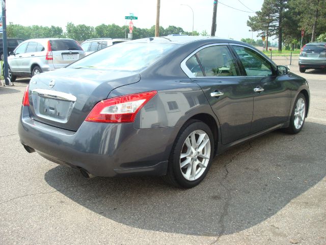 Nissan Maxima 2010 photo 4