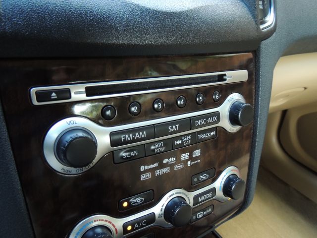 Nissan Maxima 2010 photo 8