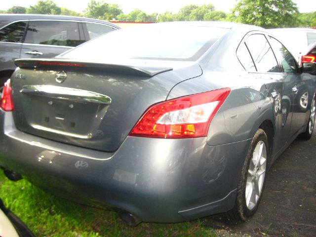 Nissan Maxima 2010 photo 4