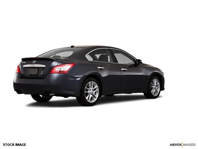 Nissan Maxima 2010 photo 3