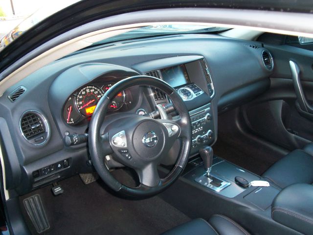 Nissan Maxima 2010 photo 3