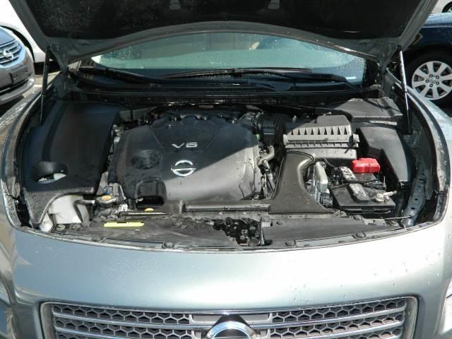 Nissan Maxima 2010 photo 11