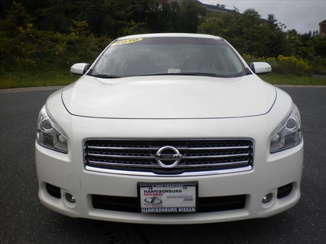 Nissan Maxima 2010 photo 1