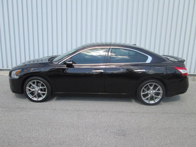 Nissan Maxima 2010 photo 10