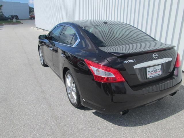 Nissan Maxima 2010 photo 19