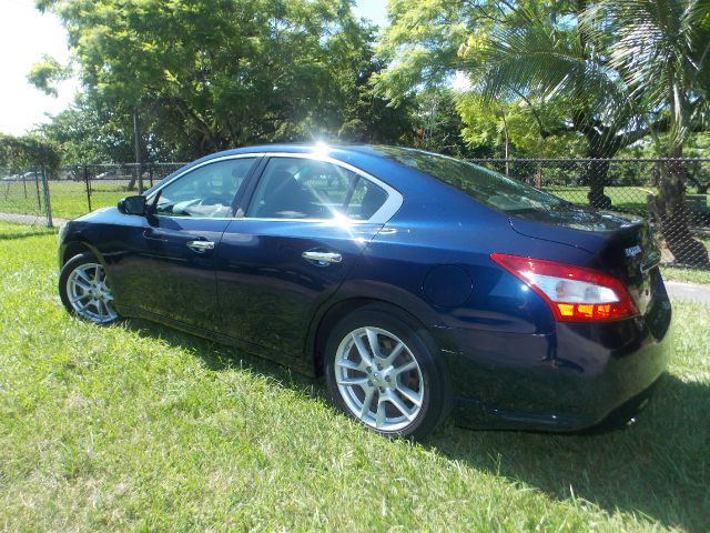 Nissan Maxima 2010 photo 3