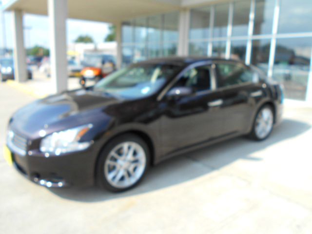 Nissan Maxima 2011 photo 4