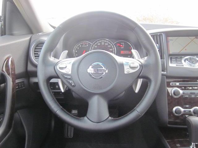 Nissan Maxima 2011 photo 4