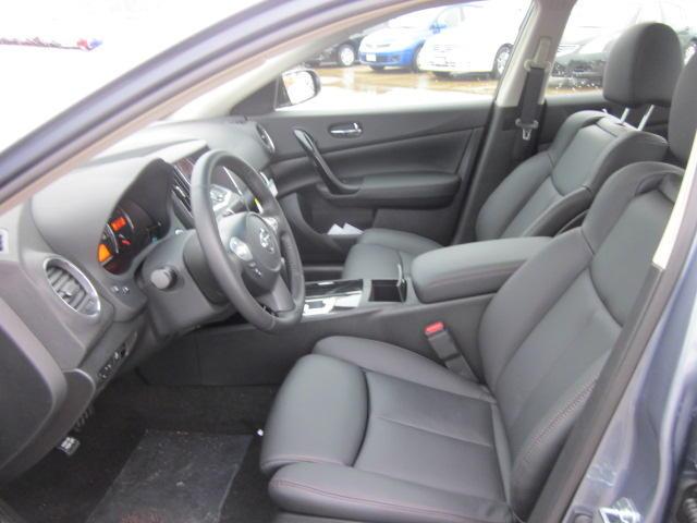 Nissan Maxima 2011 photo 3