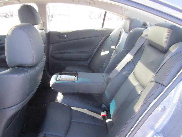 Nissan Maxima 2011 photo 4