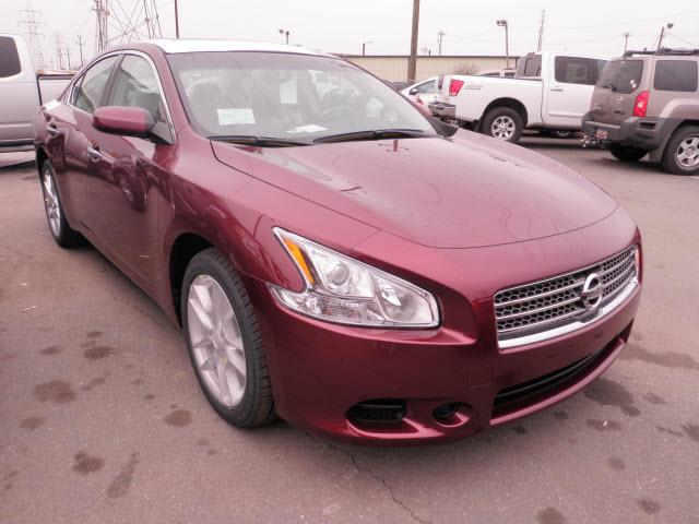 Nissan Maxima 2011 photo 3