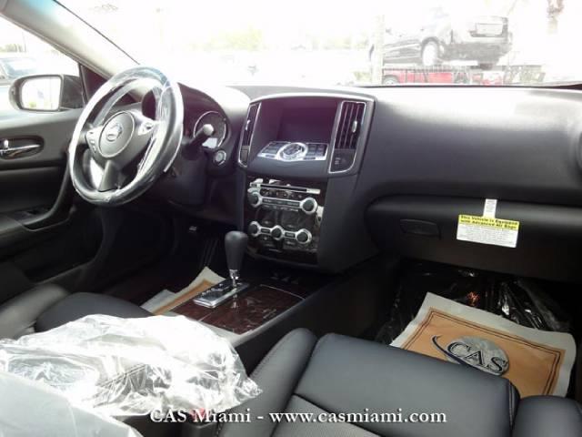 Nissan Maxima 2011 photo 4