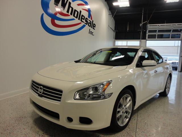 Nissan Maxima 2011 photo 0