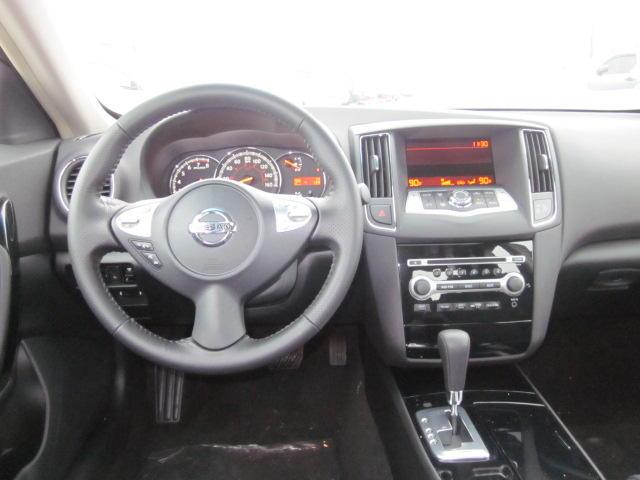 Nissan Maxima 2011 photo 3