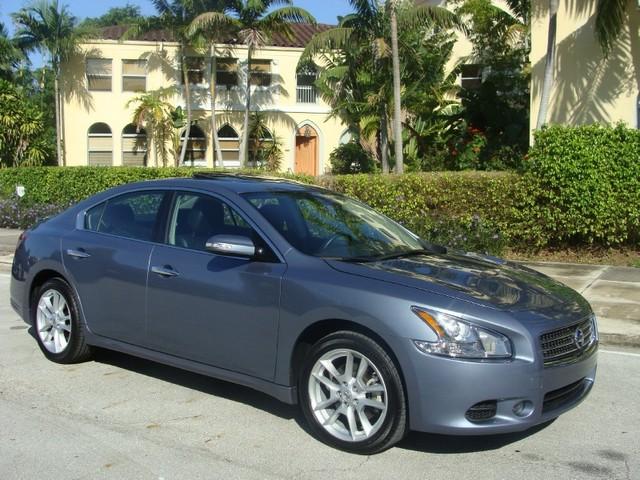 Nissan Maxima 2011 photo 4