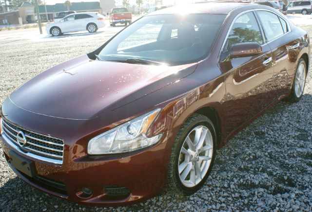 Nissan Maxima 2011 photo 1