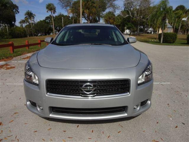 Nissan Maxima 2011 photo 3