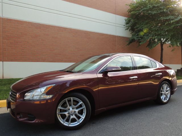 Nissan Maxima 2011 photo 2