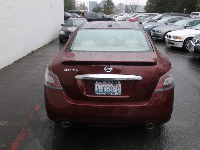 Nissan Maxima 2012 photo 2