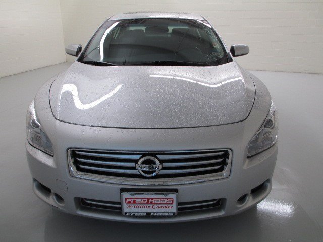 Nissan Maxima 2012 photo 1