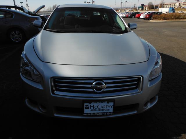 Nissan Maxima 2012 photo 2