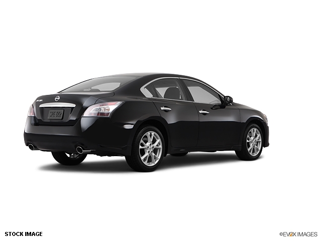 Nissan Maxima 2012 photo 1