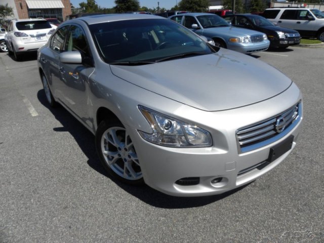 Nissan Maxima Regular Cab 4-wheel Drive Work Truck Unspecified