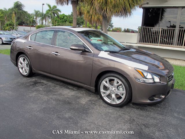 Nissan Maxima 2012 photo 4