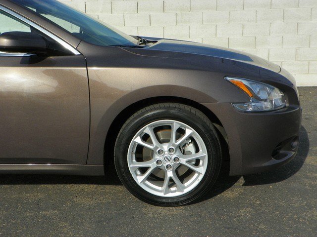 Nissan Maxima 2012 photo 2