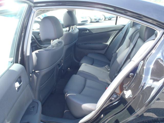 Nissan Maxima 2012 photo 5