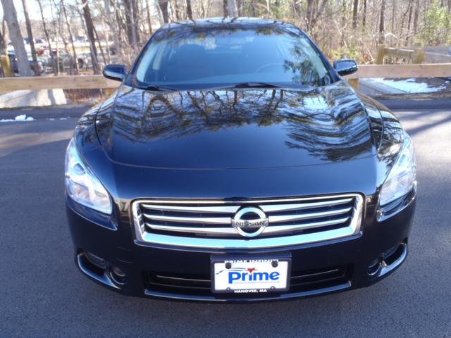 Nissan Maxima 2012 photo 1