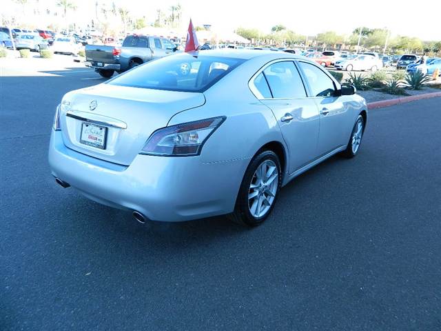 Nissan Maxima 2012 photo 4