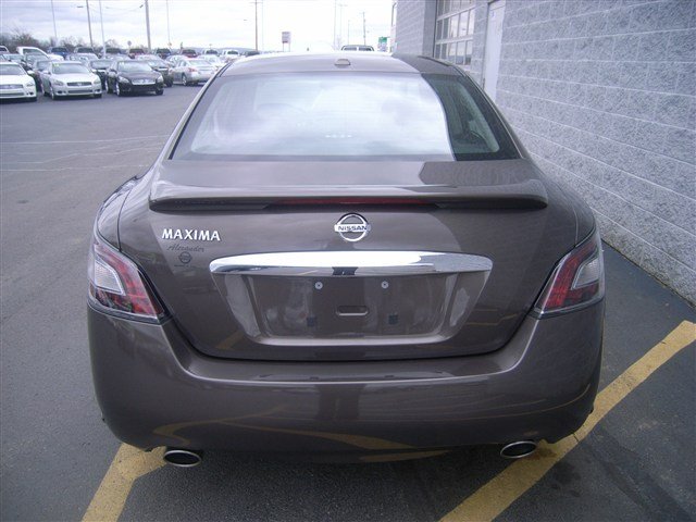 Nissan Maxima 2012 photo 5