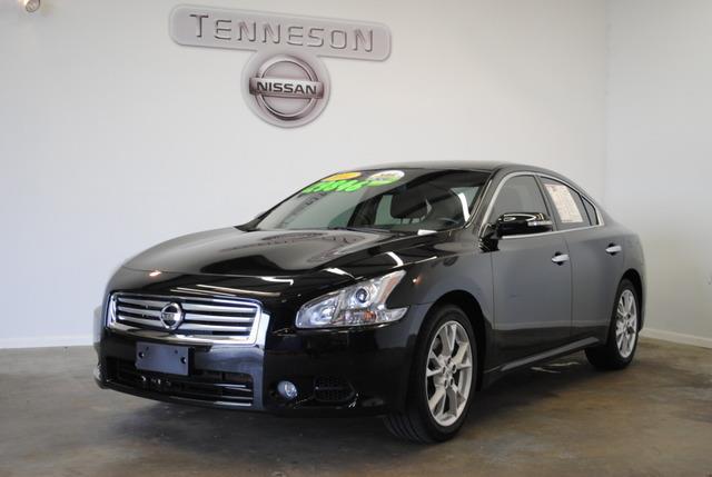 Nissan Maxima 2012 photo 1