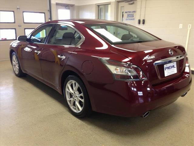 Nissan Maxima 2012 photo 3