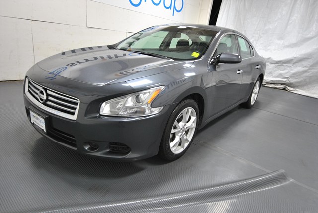 Nissan Maxima 2012 photo 2